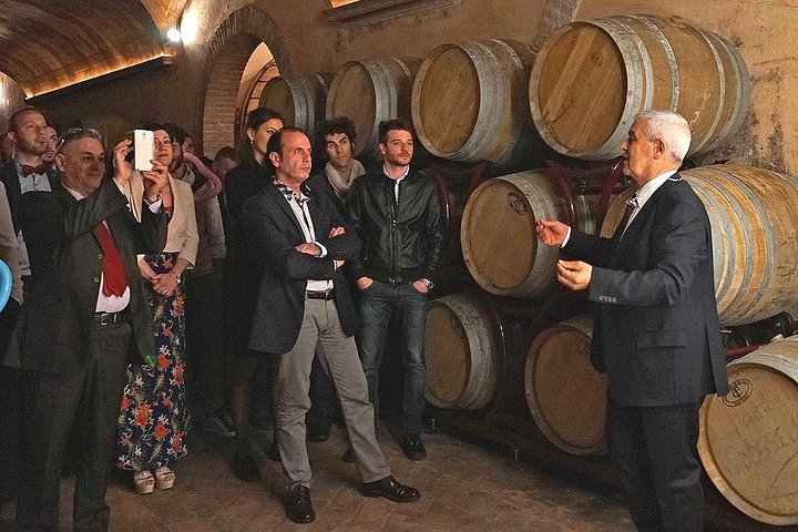 Franciacorta and Lake Iseo: a tour between wine tasting and cruising