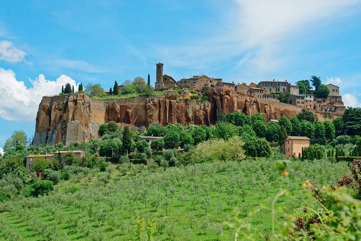 Day Trip from Rome: Orvieto and Montepulciano – private tour