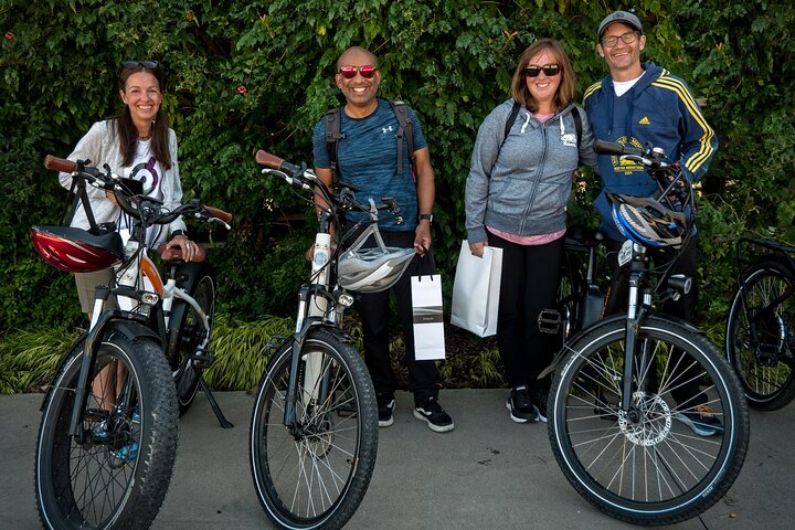 Full-Day NOTL Scooter or E-Bike Wine & Cider Tour