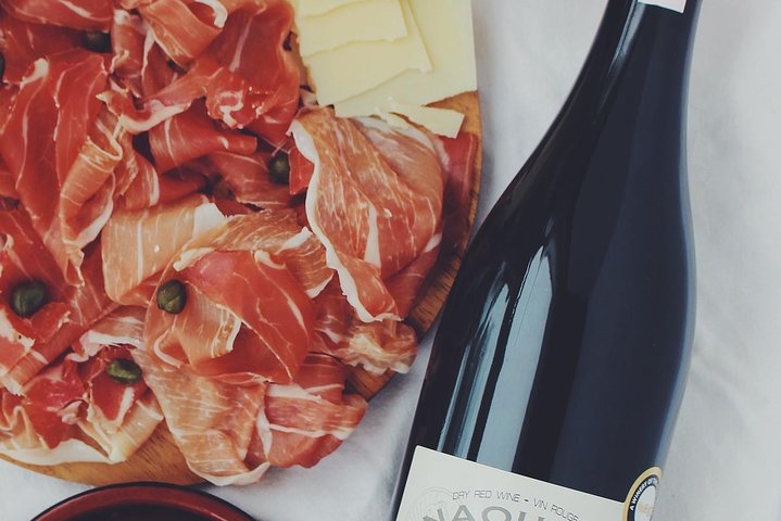 Private evening tour of Rome with food and wine tasting
