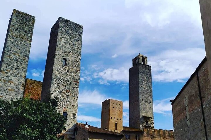 Tuscany wine tasting and lunch and San Gimignano day private tour