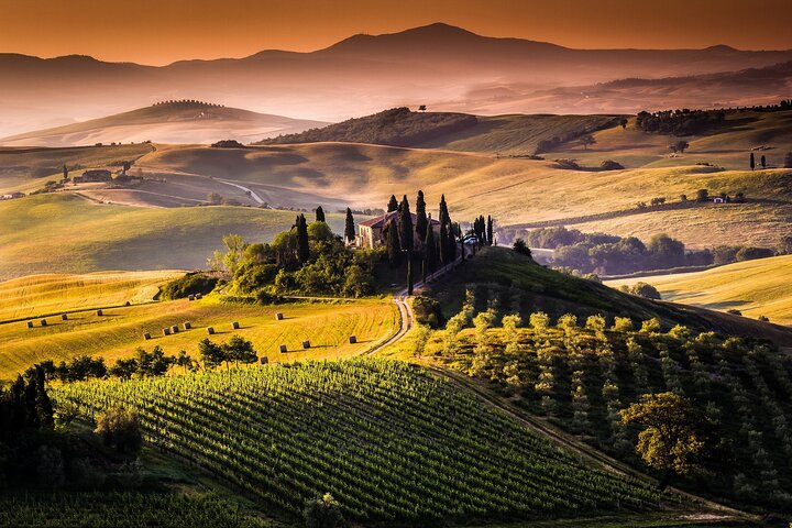 Siena and San Gimignano with Lunch &WineTasting from Florence