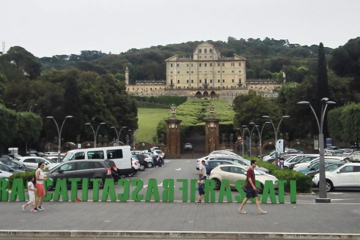 Castelli Romani, Frascati, Castel Gandolfo, Albano Lake + Wine Tasting – 8 Pax