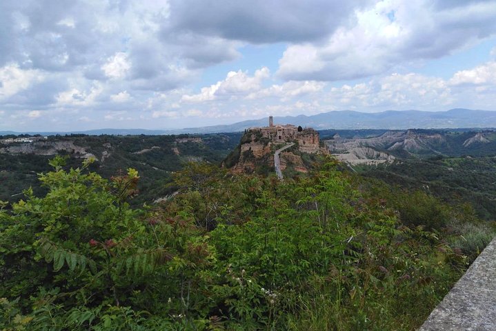 PRIVATE Civita di Bagnoregio and Orvieto Wine Tasting -Ebike tour
