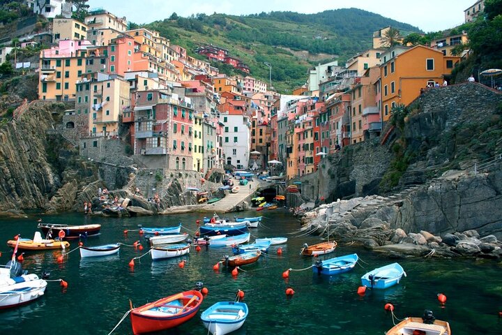 Cinque Terre pretty as a Postcard